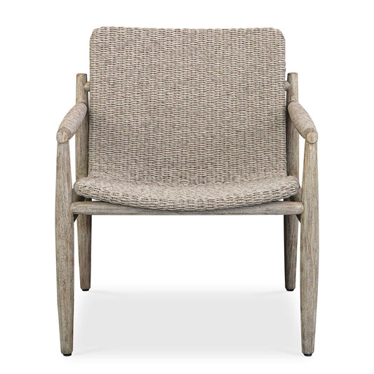 Indulge In Comfort With The Stylish Sumba Outdoor Lounge Chair. The Continuous Scooped Seat In Light Gray All-weather Wicker Offers A Relaxing Feel, Cradled By The Durable Mahogany Wood Frame Finished In Cerused Wheat, Ensuring Long-lasting Use.
